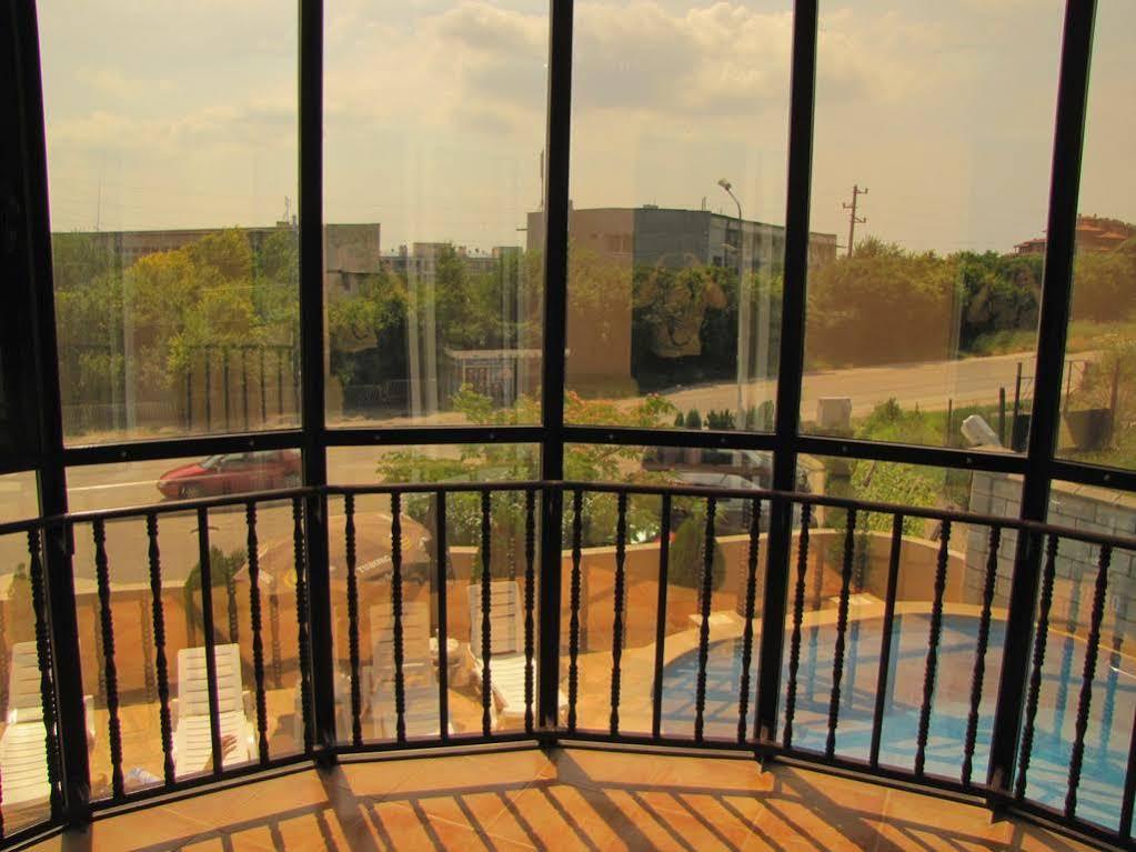 Paris Hotel Balchik Exterior photo